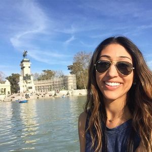 Meet your Posher, Stephanie